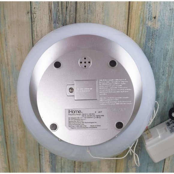 iHome GlowTunes Color Changing Alarm Clock Radio for Apple / iPod WORKS iA17 - Picture 12 of 13